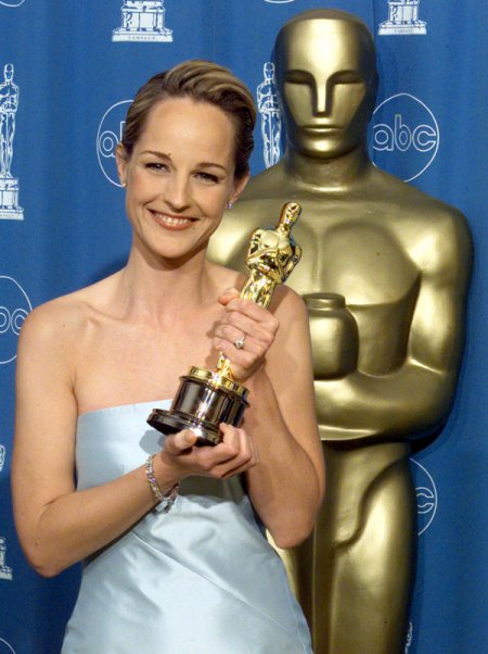 Helen Hunt posing with her Academy Award for best actress in 1998 which she received for As Good as it Gets